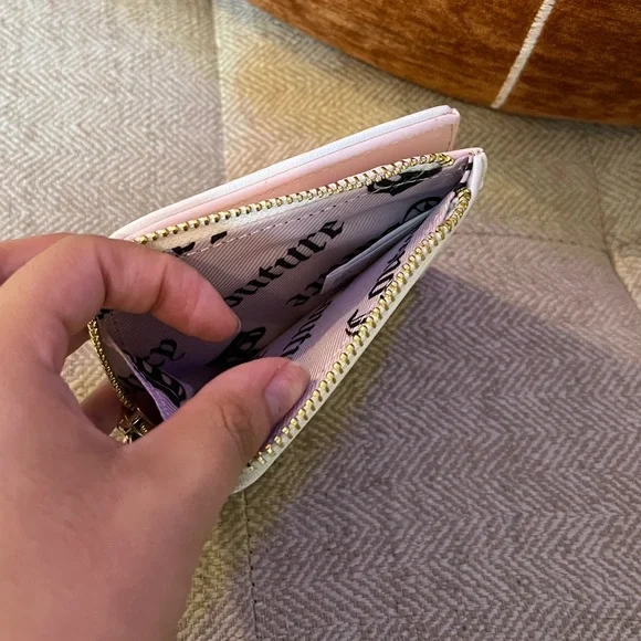 NWT Juicy Couture Yellow Strawberry Wallet 🍓 - Picture 5 of 5